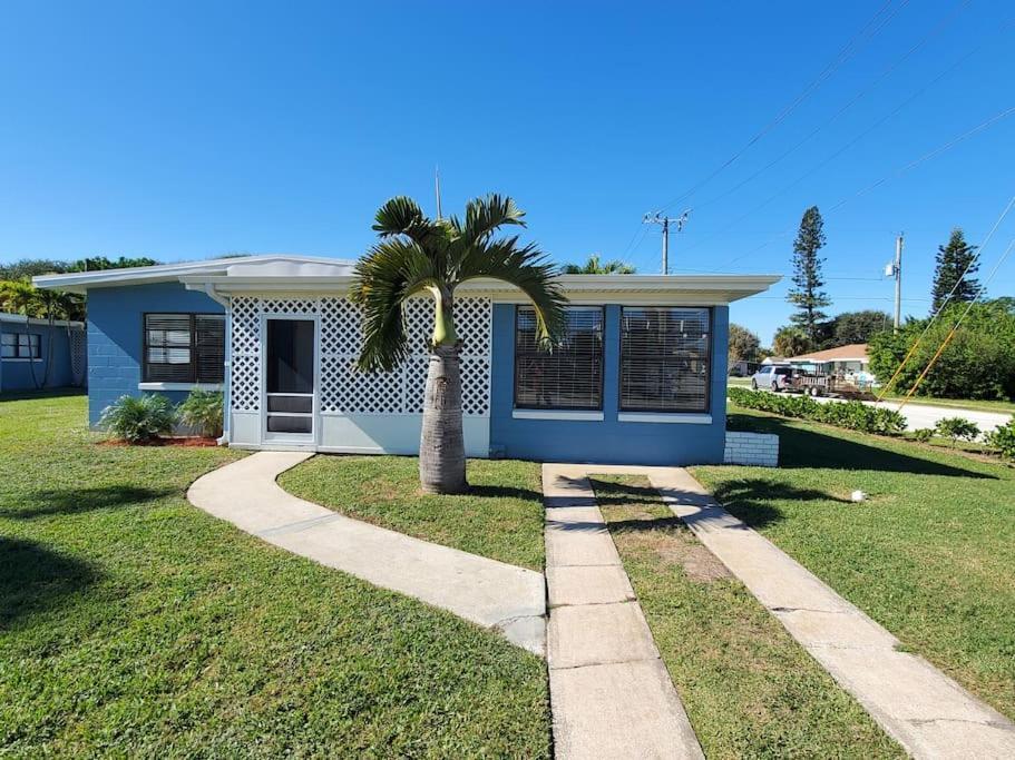 Downtown Cottage - Walk To The Beach & Restaurants Cocoa Beach Buitenkant foto