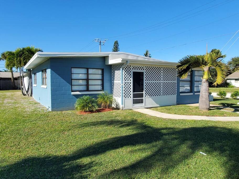 Downtown Cottage - Walk To The Beach & Restaurants Cocoa Beach Buitenkant foto